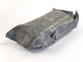 Verbandpäckchen kleines, gummiertes Modell datiert 1940 , gehört so unser anderem in Verbandkästen der Wehrmacht und des Luftschutz