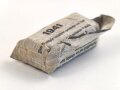 Verbandpäckchen kleines Modell datiert 1941 , gehört so unser anderem in Verbandkästen der Wehrmacht und des Luftschutz