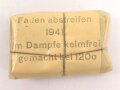 Verbandpäckchen kleines Modell datiert 1941 , gehört so unser anderem in Verbandkästen des Luftschutz