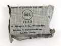 Verbandpäckchen kleines Modell datiert 1943 , gehört so unser anderem in Verbandkästen der Wehrmacht und des Luftschutz