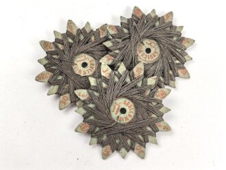Gruschwitz Leinenzwirn, Feldgrauer Zwirn auf Pappsternchen. Durchmesser etwa 6cm, sie erhalten ein ( 1 ) Stück