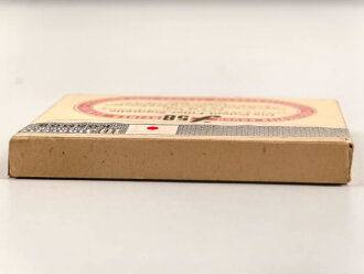 Pack "F58" Zigaretten, ungeöffnet, Steuerbanderole mit Hakenkreuz