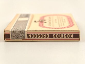 Pack "F58" Zigaretten, ungeöffnet, Steuerbanderole mit Hakenkreuz