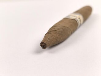 Zigarre mit Banderole " Für Deutsche Wehrmacht Steuerfrei"