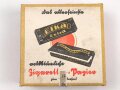 50 Blatt EFKA Zigarettenpapier, sehr guter Zustand, sie erhalten ein ( 1 ) Stück aus dem originalen Umkarton, dieser mit geschwärzter Steuerbanderole mit Hakenkreuz