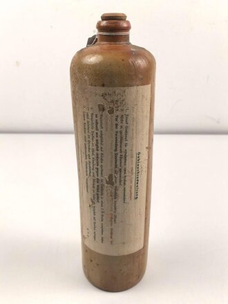 Reizstoff Flasche (leer), zum Testen von Gasmasken Wehrmacht, Originales Etikett, gmp = Schering, Höhe mit Stopfen etwa 30cm