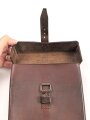 Kaiserreich und 1. Weltkrieg, ungeschwärzte Ledertasche , Maße etwa 15,5 x 23,5 x 4cm