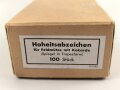 Leere Umverpackung für 100 Stück Hoheitsabzeichen für Feldmütze mit Kokarde ( Spiegel in Trapezform) Maße etwa 8,5 x 12 x 5cm