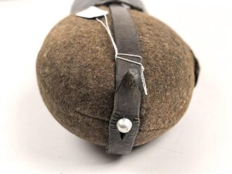 Feldflasche Wehrmacht, durchgängig HRE41 gestempelt, gebraucht