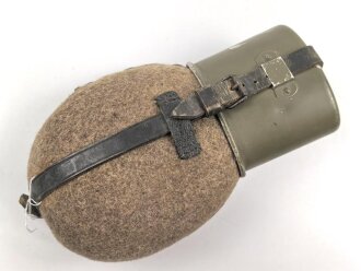 Feldflasche Wehrmacht, getragenes Stück