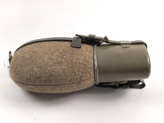 Feldflasche Wehrmacht, getragenes Stück