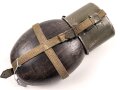 Feldflasche Wehrmacht in Tropenausführung, getragenes Stück