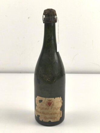 Leere Flasche " Eugene Clique Epernay"...