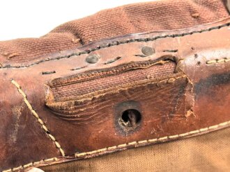 1.Weltkrieg Tornister . Ungereinigter Fundzustand, unvollständig