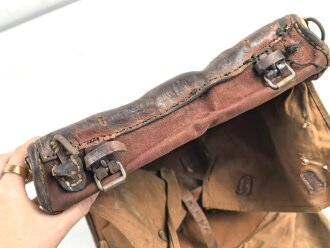 1.Weltkrieg Tornister . Ungereinigter Fundzustand, unvollständig