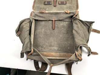 1.Weltkrieg Tornister , datiert 1916. Ungereinigter Fundzustand, unvollständig