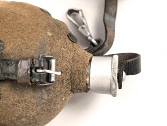 Feldflasche Wehrmacht, stark getragenes Stück