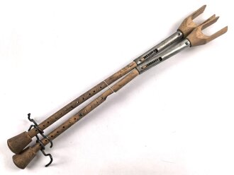 Paar hölzerne Stiefelspanner aus den 1930/40iger Jahren in gutem Zustand