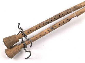 Paar hölzerne Stiefelspanner aus den 1930/40iger Jahren in gutem Zustand