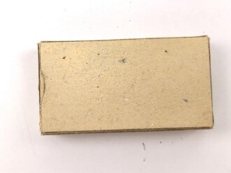 Neun Rasierklingen in Verpackung. Keinerlei Beschriftung. Sie erhalten einen ( 1 ) Pack aus der originalen Umverpackung , diese ebenfalls ohne Beschriftung