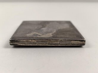 Zigarettenetui aus Buntmetall , unter anderem Norwegen Darstellend