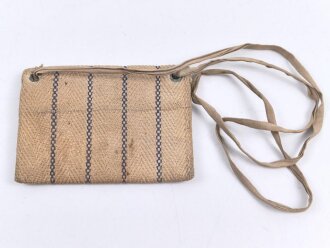 Tasche für eine Erkennungsmarke, getragenes Stück