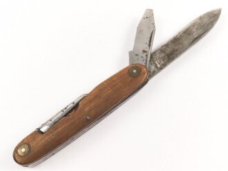 Ziviles Taschenmesser ohne Markierung, zusammengeklappte Länge etwa 9,5cm