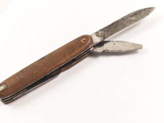Ziviles Taschenmesser ohne Markierung, zusammengeklappte Länge etwa 9,5cm