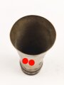 Schnapsbecher gefertigt aus 2cm Messinghülse. Höhe etwa 8cm. Eingraviert Russland 1942 sowie "SS" Runen