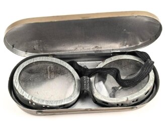 Schutzbrille Wehrmacht. Eiserner Rahmen mit Glas, in...