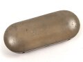 Schutzbrille Wehrmacht. Eiserner Rahmen mit Glas, in Blechetui, dieses original lackiert