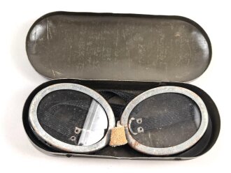 Schutzbrille Wehrmacht. Eiserner Rahmen mit Glas, in...