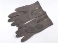 Paar Handschuhe für Offiziere aus Nappaleder. Wohl ungetragenes Paar