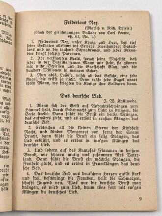 "200 Deutsche Lieder aus alter und neuer Zeit" 78 Seiten, DIN A6