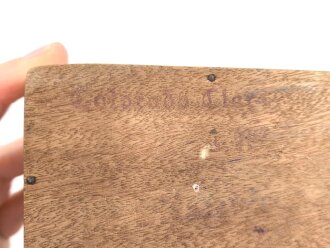 1.Weltkrieg, Zigarrenverpackung "Siegesheld" Verschluss defekt, Maße etwa 11,5 x 14,5 x 4cm