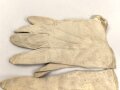 Kaiserreich, Paar weiße Handschuhe für Offiziere. Leicht angeschmutzt