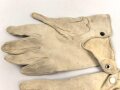 Kaiserreich, Paar weiße Handschuhe für Offiziere. Leicht angeschmutzt