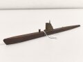 U-Boot Modell aus der Zeit des 2. Weltkrieg. Messing / Eisen. Gesamtlänge etwa 30cm, ungereinigt