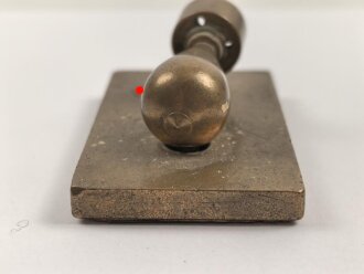 Luftwaffe, Erinnerungsgegenstand aus Messing, Fliegerbombe mit Torpedoantrieb ? Maße der Grundplatte etwa 4 x 7cm