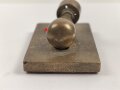Luftwaffe, Erinnerungsgegenstand aus Messing, Fliegerbombe mit Torpedoantrieb ? Maße der Grundplatte etwa 4 x 7cm