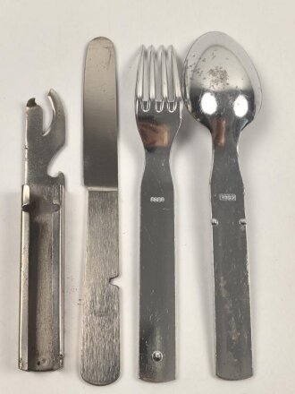 Vierteiliges Besteck Wehrmacht, zusammengehörig, ungebraucht