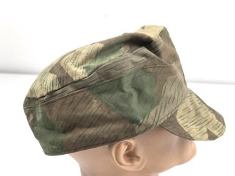 Feldmütze Wehrmacht aus originalem Tarnmaterial. Original ? Einzelstück aus Sammlungsauflösung, Kopfgrösse gemessen 60