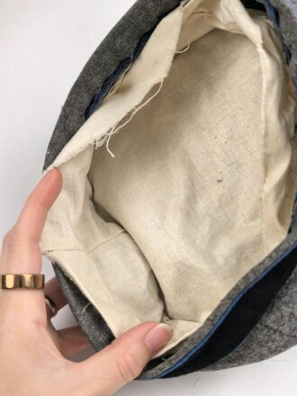 1.Weltkrieg, feldgraues Krätzchen. Meiner Meinung nach neuzeitliche Sammleranfertigung. Einzelstück aus Sammlungsauflösung, Kopfgrösse gemessen 56