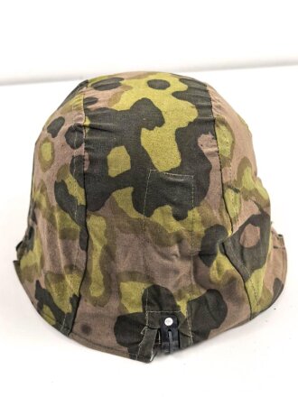 Waffen SS, Tarnbezug für einen Stahlhelm. Neuzeitliche Fertigung aus originalem Tarnmaterial. Passt auf einen Stahlhelm in Grösse 64