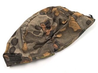 Waffen SS, Tarnbezug für einen Stahlhelm. Neuzeitliche Fertigung aus originalem Tarnmaterial. Passt auf einen Stahlhelm in Grösse 64