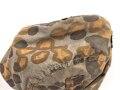 Waffen SS, Tarnbezug für einen Stahlhelm. Neuzeitliche Fertigung aus originalem Tarnmaterial. Passt auf einen Stahlhelm in Grösse 64