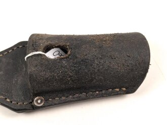 Koppelschuh zum Seitengewehr M84/98 zum K98 der Wehrmacht. Getragenes Stück, datiert 1941