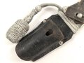 Koppelschuh zum Seitengewehr M84/98 zum K98 der Wehrmacht. Getragenes Stück mit Offiziersportepee.