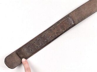 Koppelriemen für Mannschaften des Heeres. Datiert 1942, getragenes Stück, Gesamtlänge 96cm
