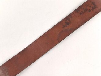 Zweidornkoppel für Offiziere der Luftwaffe, Höhe 57mm, Gesamtlänge 98cm